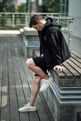 Hoodie, shorts NOIR TOO MUCH